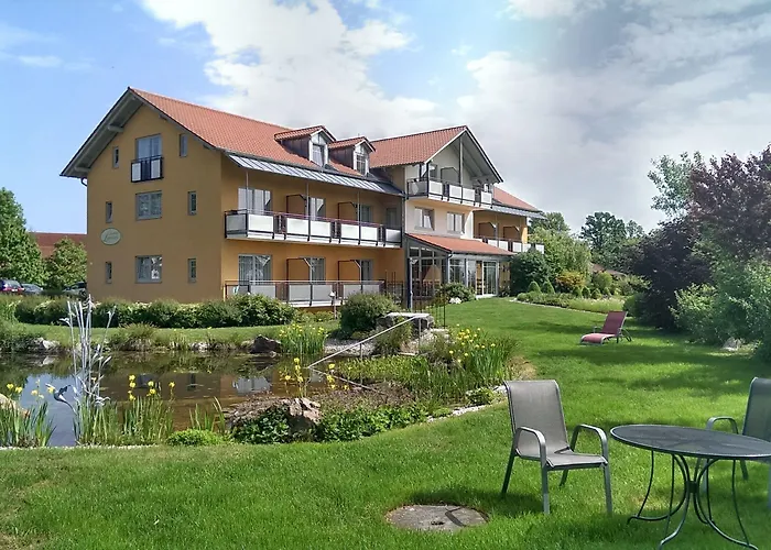 Larenzen Hotel 3*
