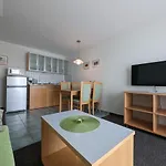 Landhotel Larenzen فندق 3*